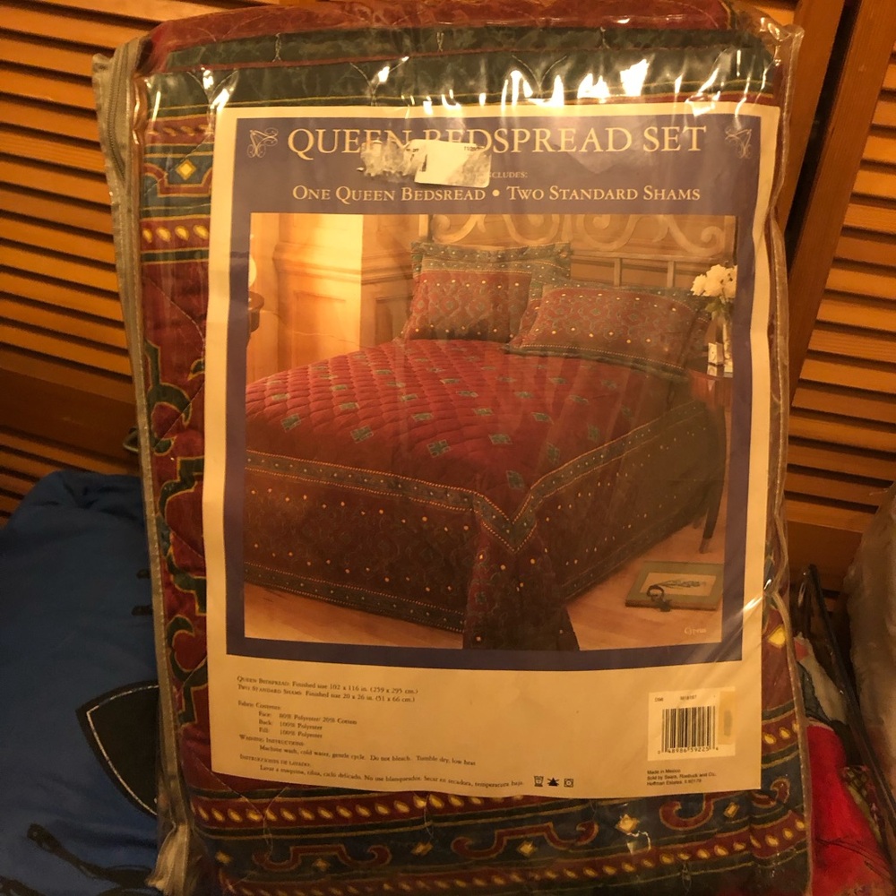 New Quilted Queen Bedspread Blanket & 2 Pillow Shams